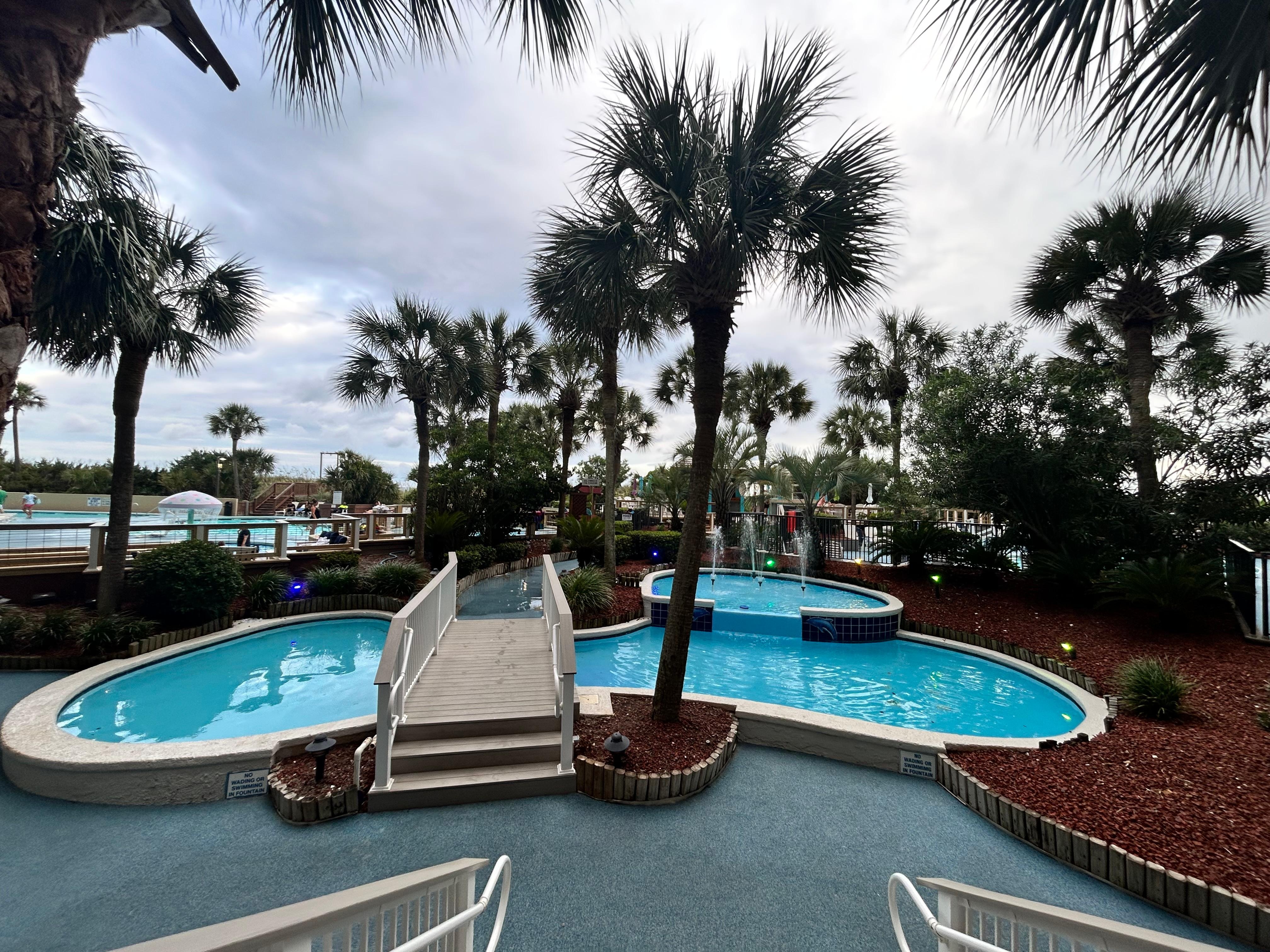 Bridge over fountain 