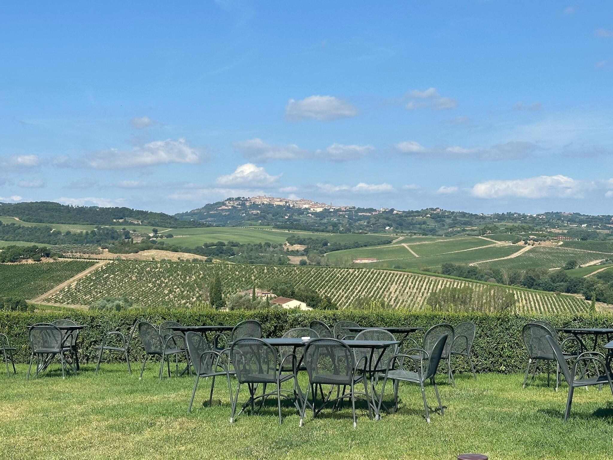 Restaurant for dinner that has amazing food and sunset views. 