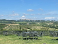 Restaurant for dinner that has amazing food and sunset views.