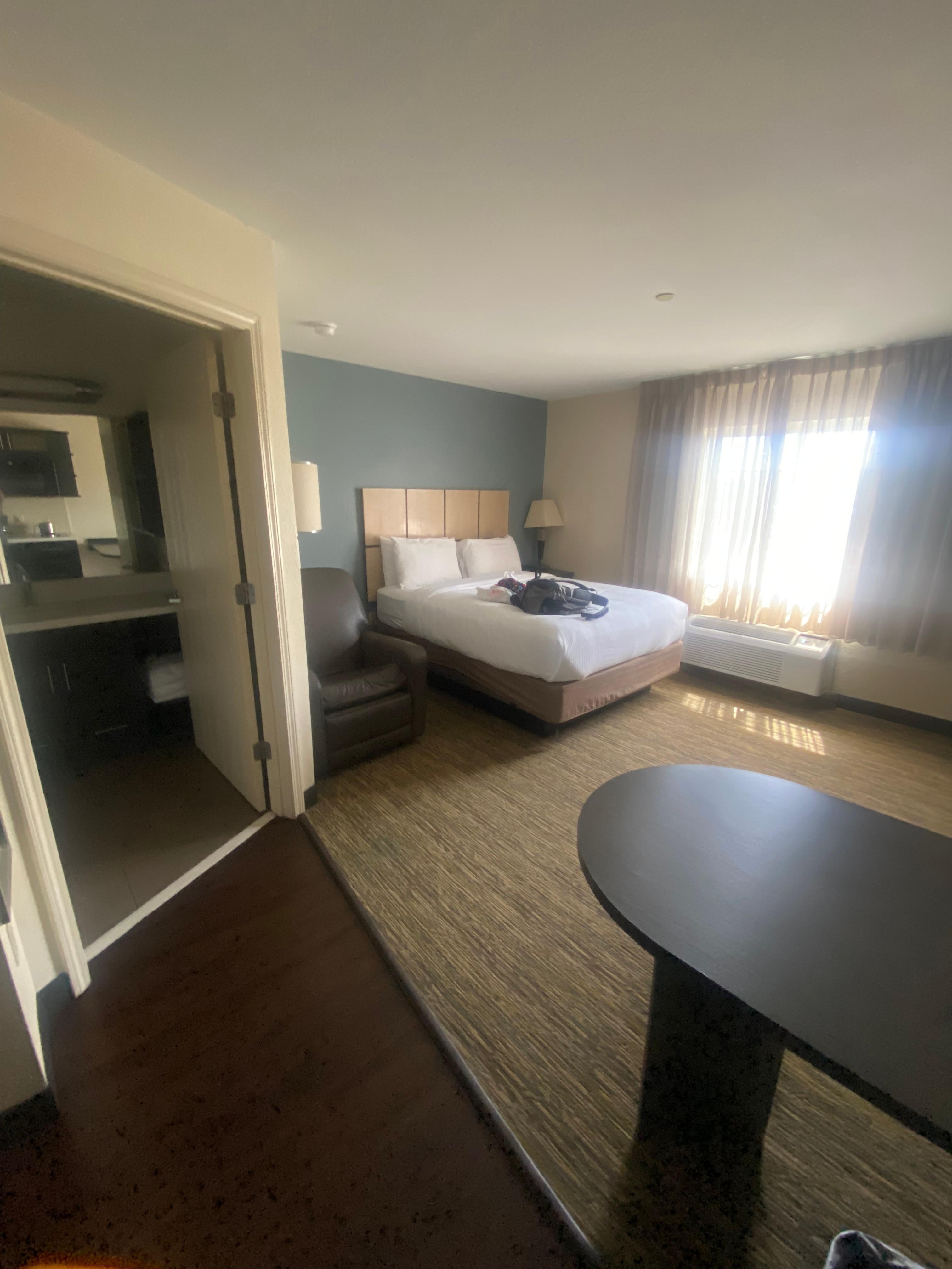 Spacious room with king size suite with full kitchen and bathroom