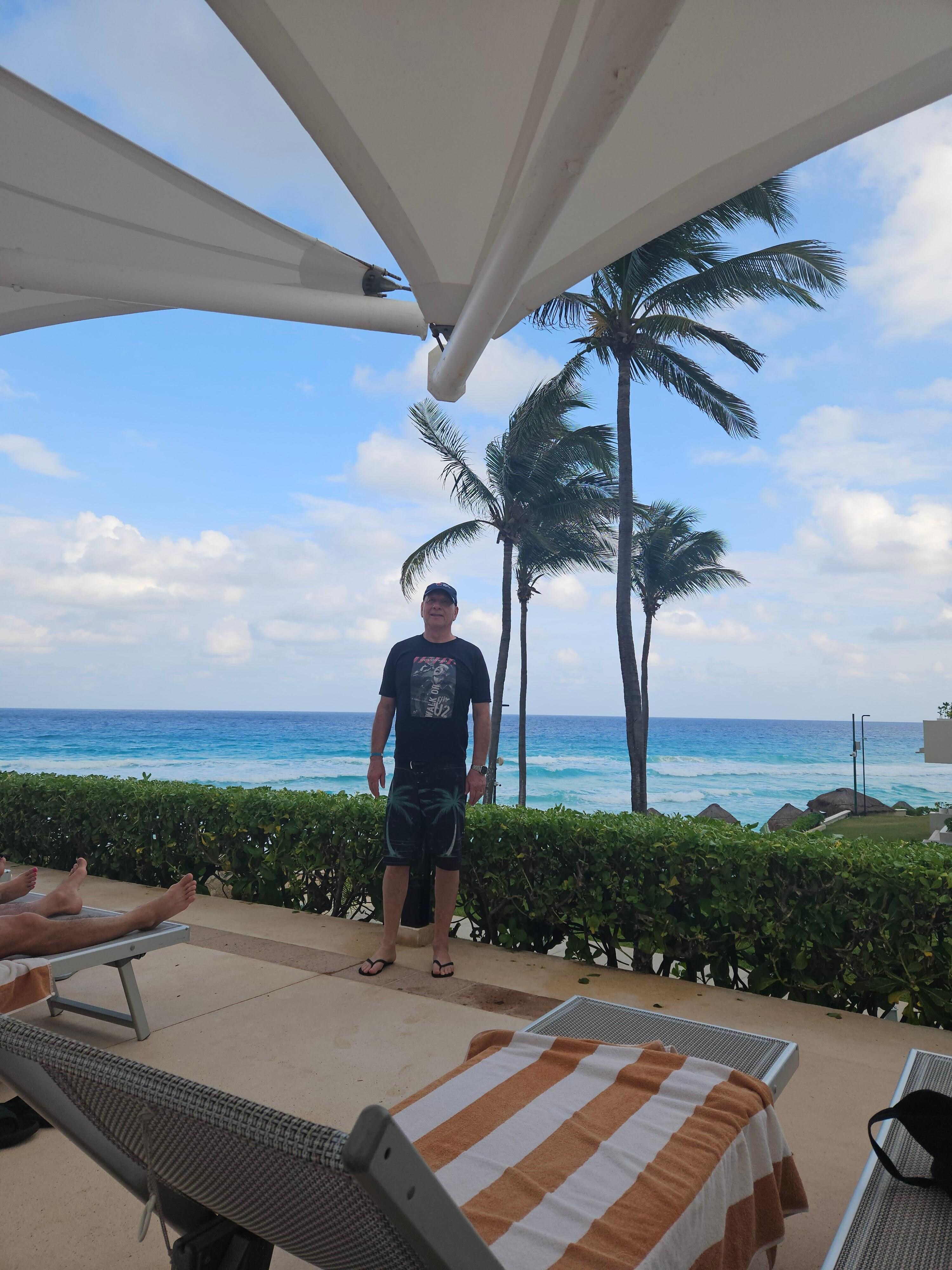 The pool and SPA were gorgeous 