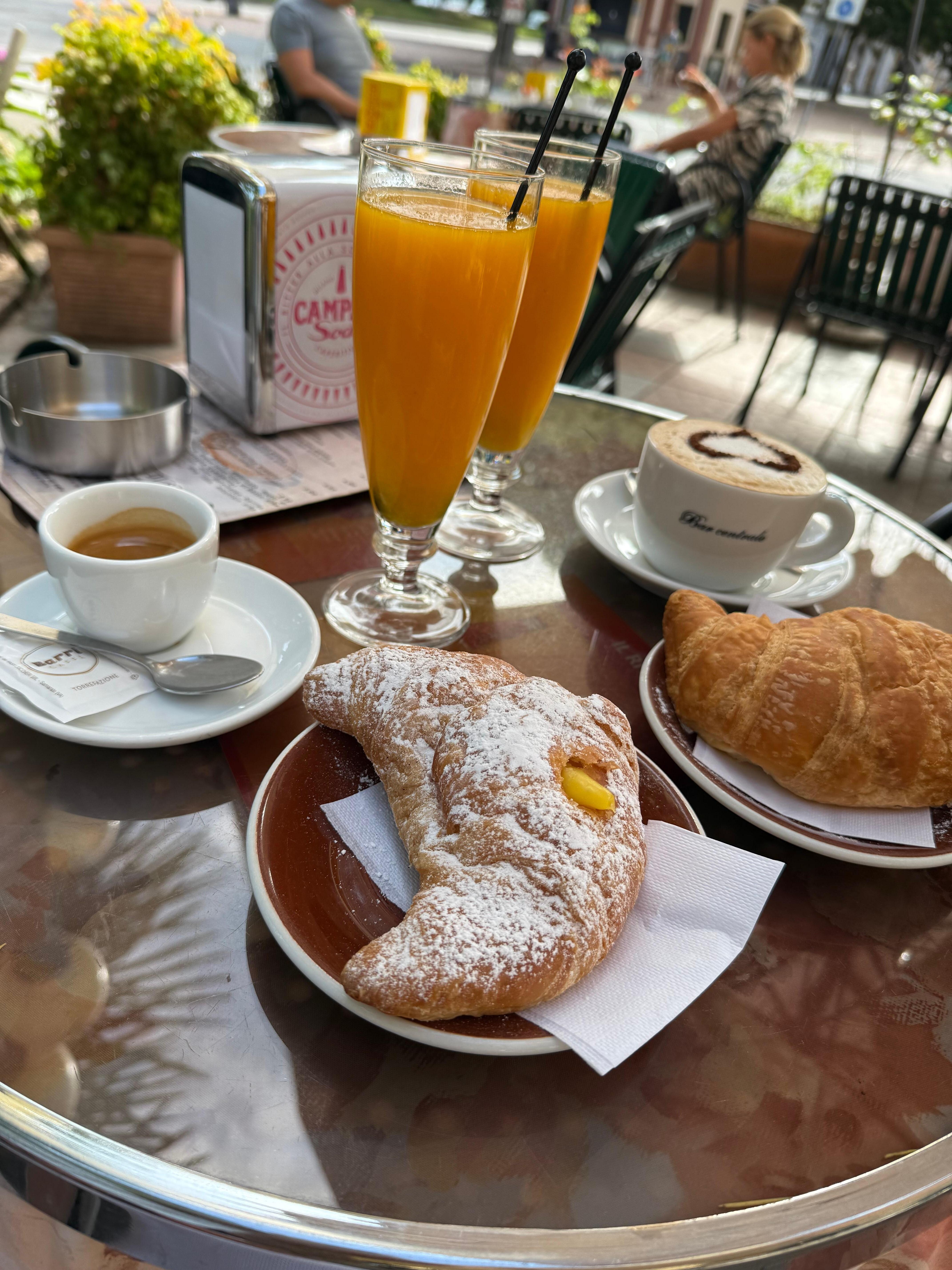 Frühstückslokal 5 minuten entfernt 