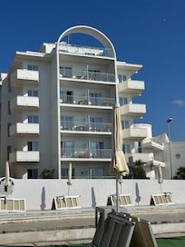 Art deco building