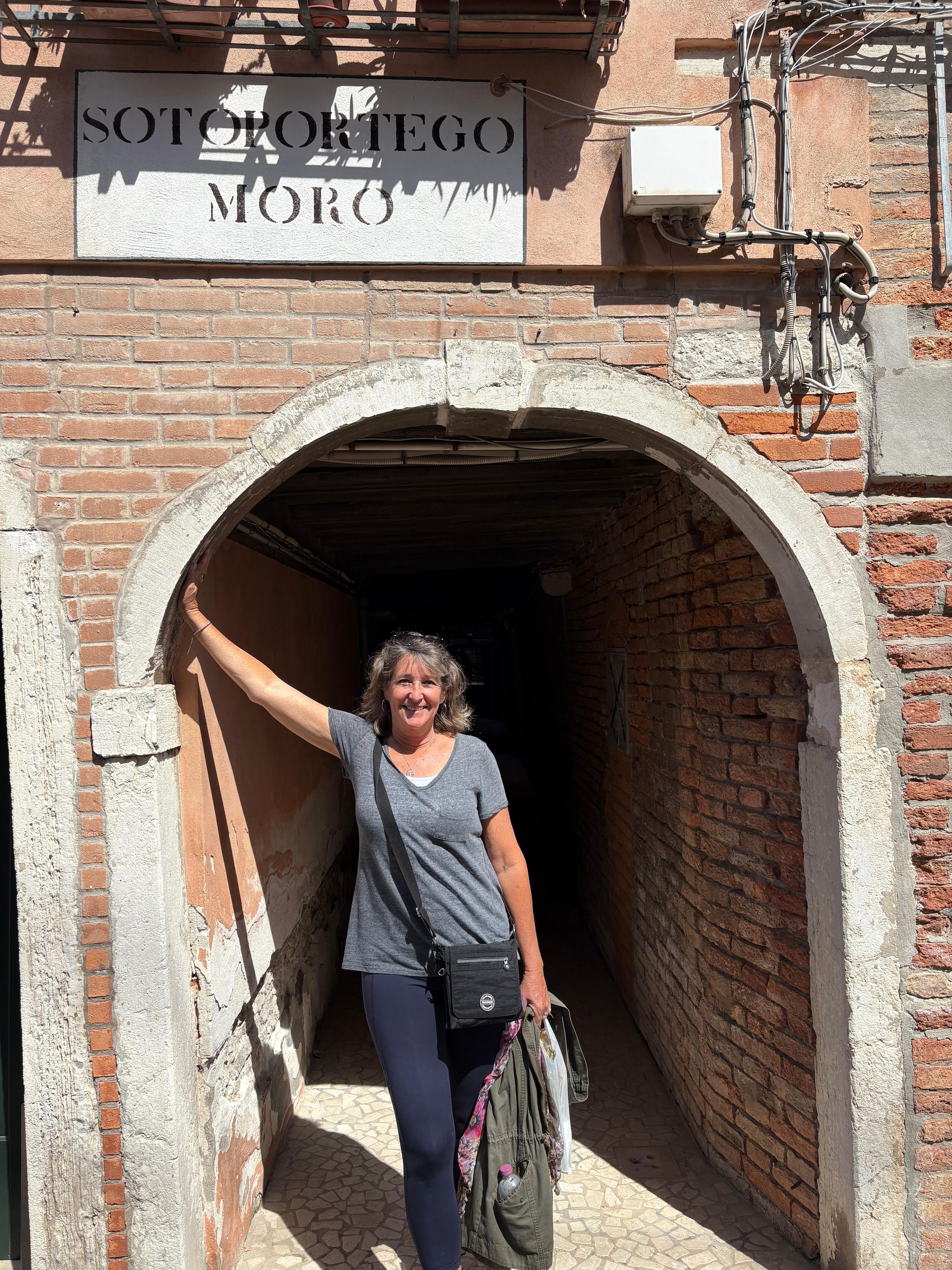 Enter here to get to the front door