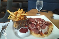 Meals are great at lunchtime.