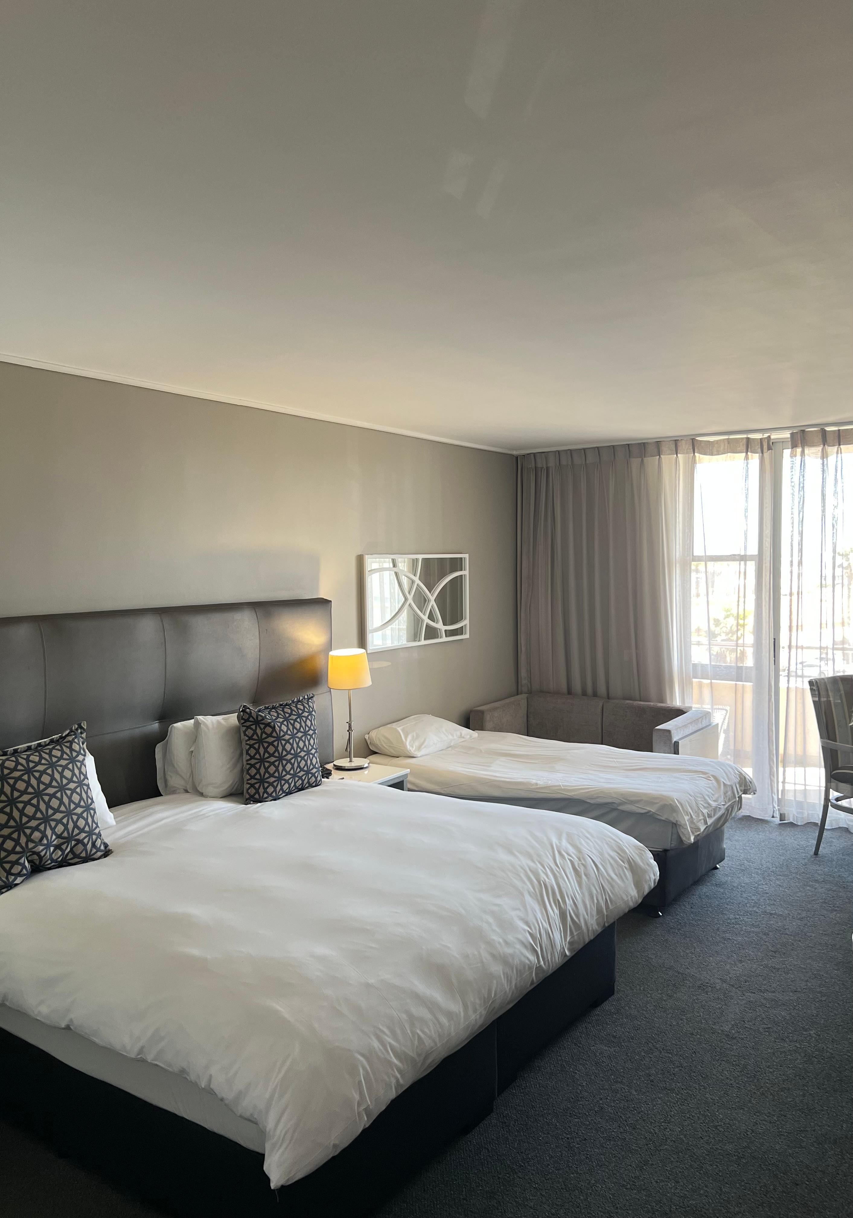 Kinderbett krumm und schief / Matratze total durchgelegen 