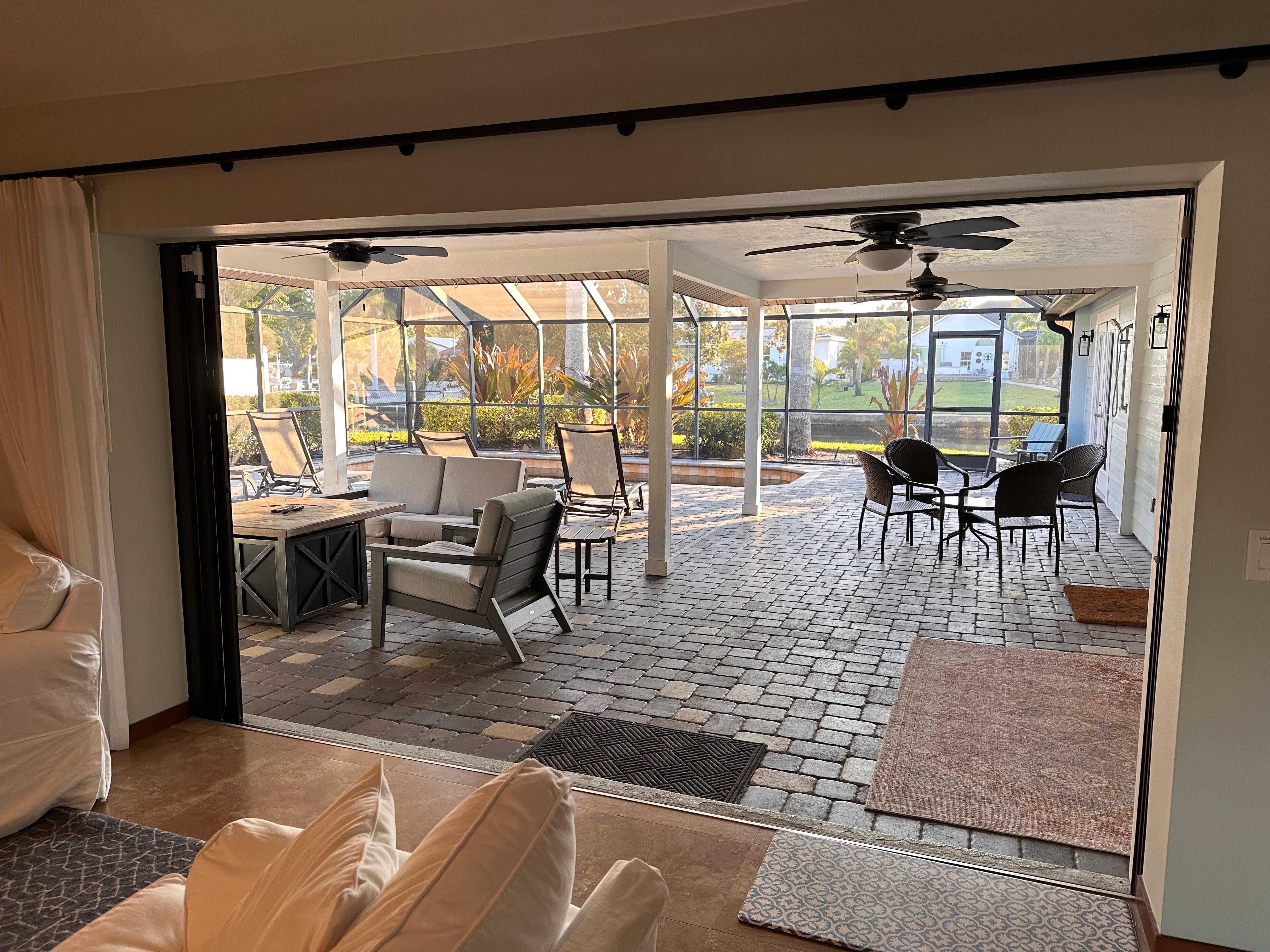 Love the giant sliding door