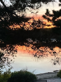 Beautiful sunset right from the deck!
