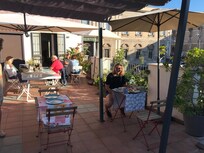 Auf der Dachterrasse