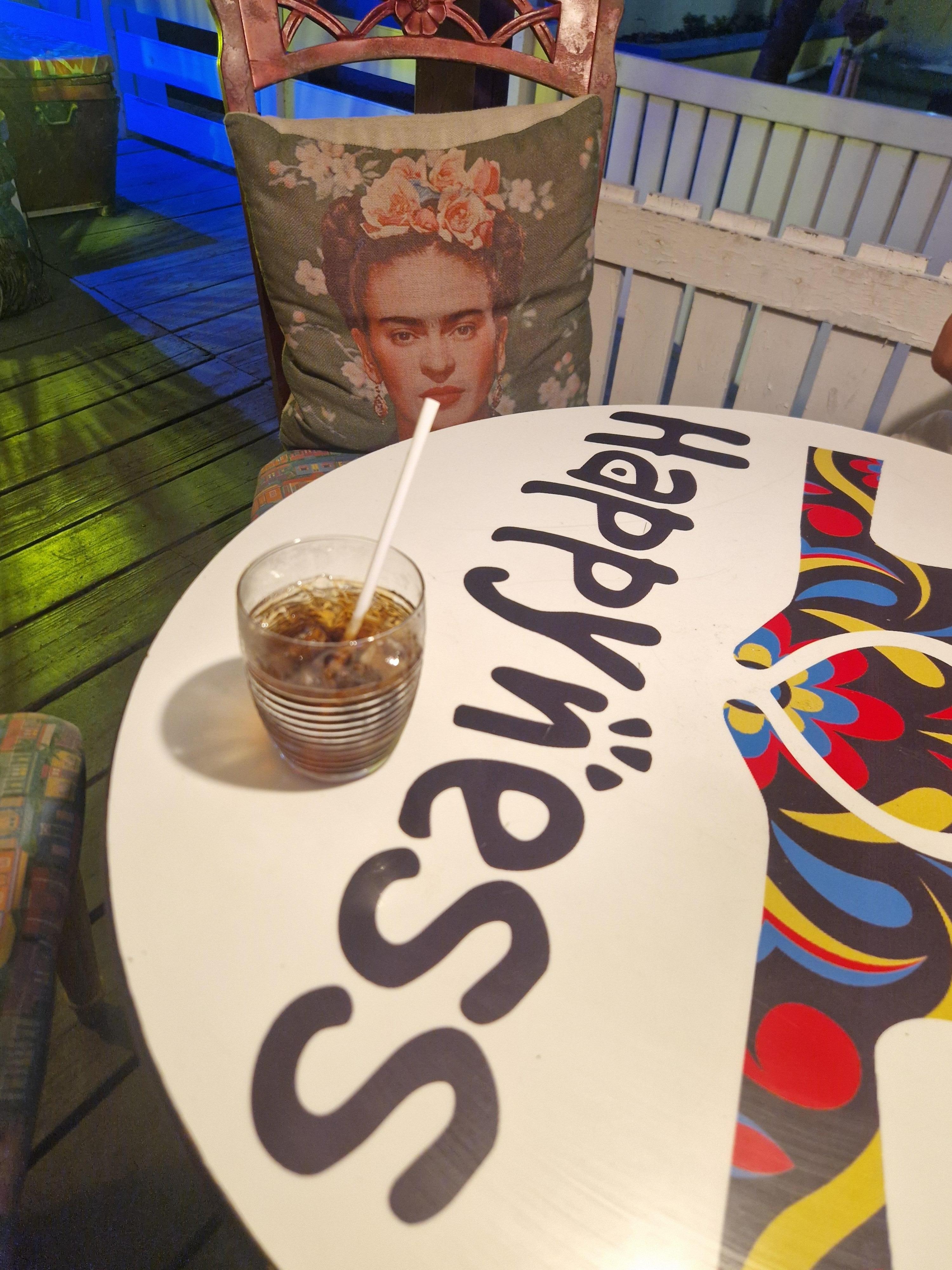 Lovely bar on the promenade, easy walk from apartment. 