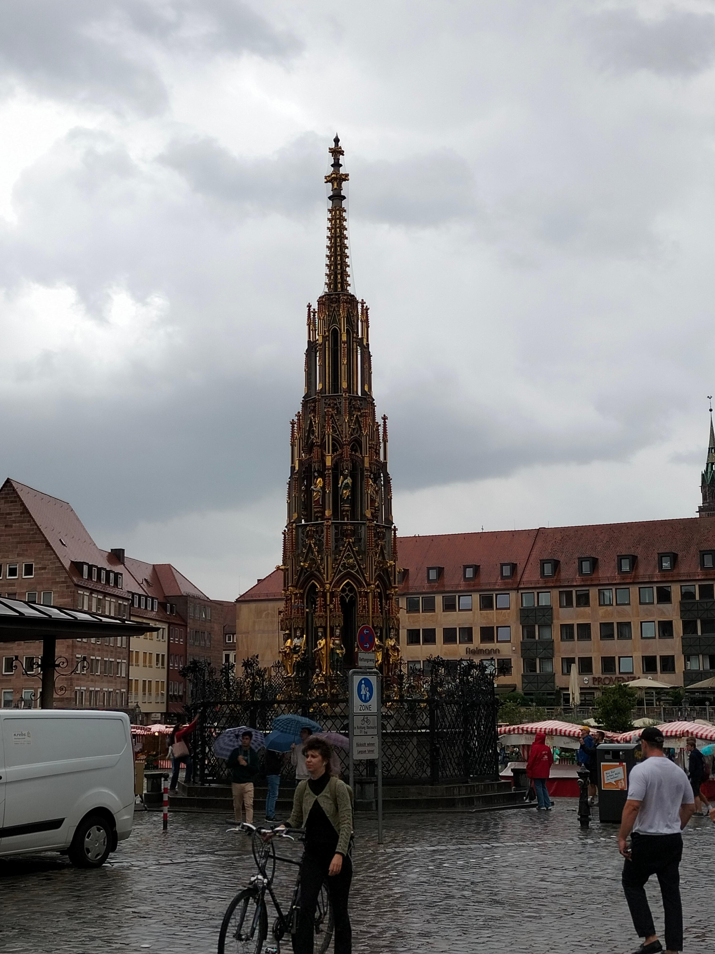 Goldener Brunnen 
Nürnberg 