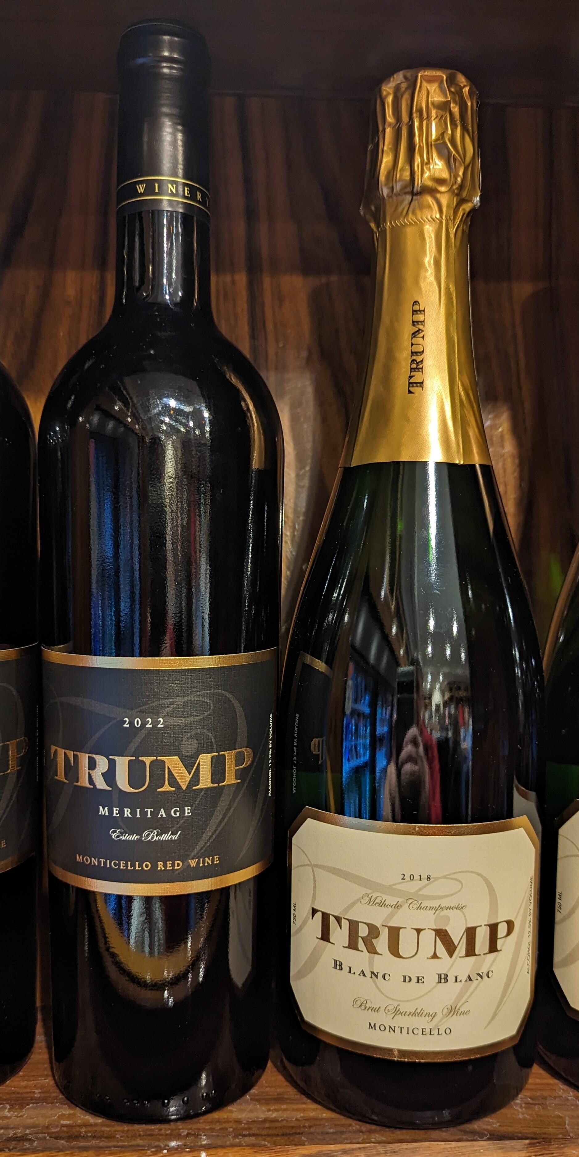 VINTAGE Trump champagne