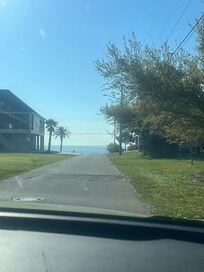 View from the driveway! ❤️