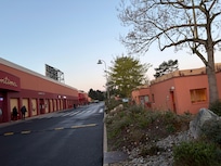 フロントのある建物