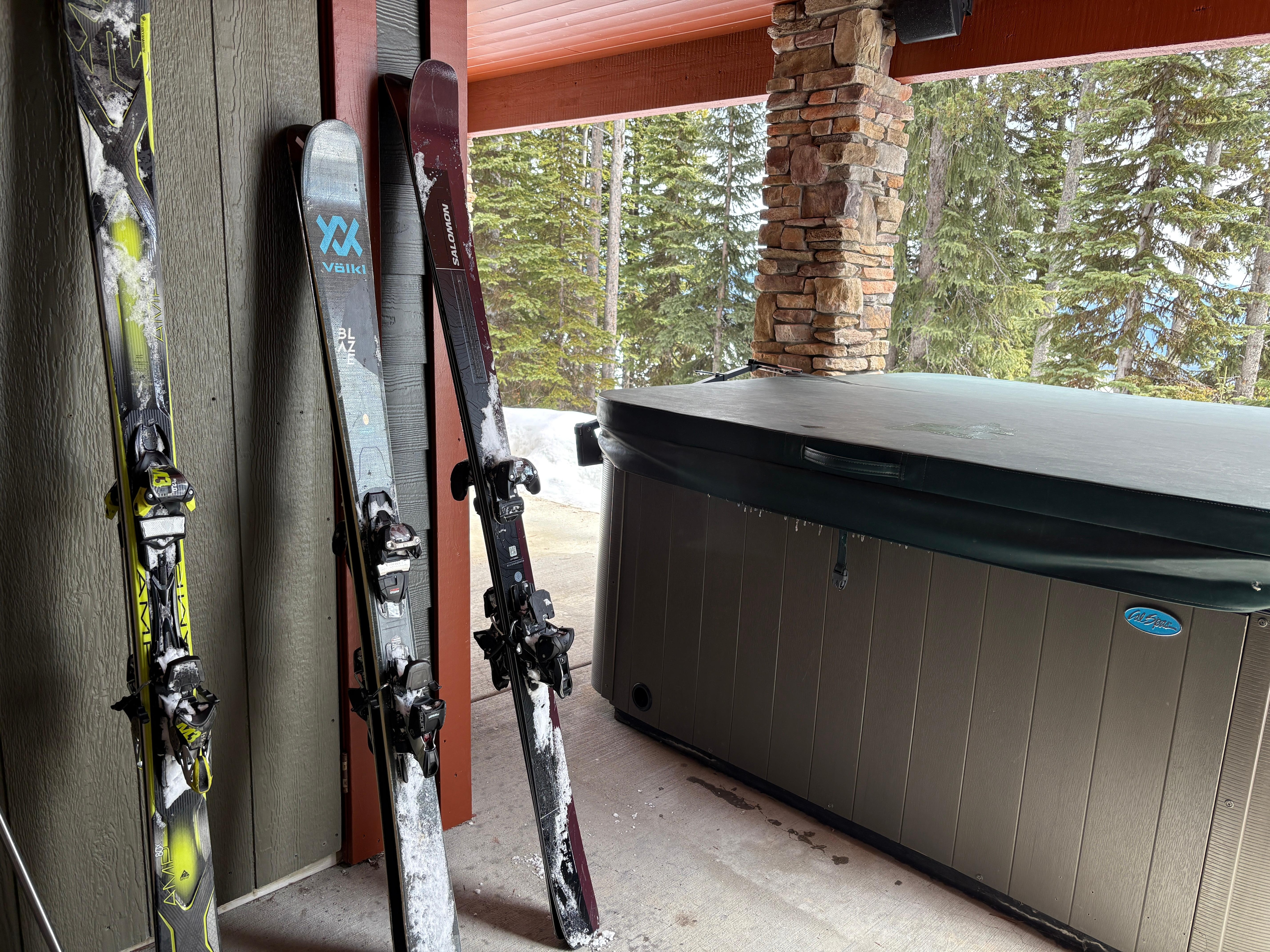 Ski day lunch break