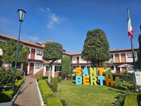 Patio o jardín central del hotel