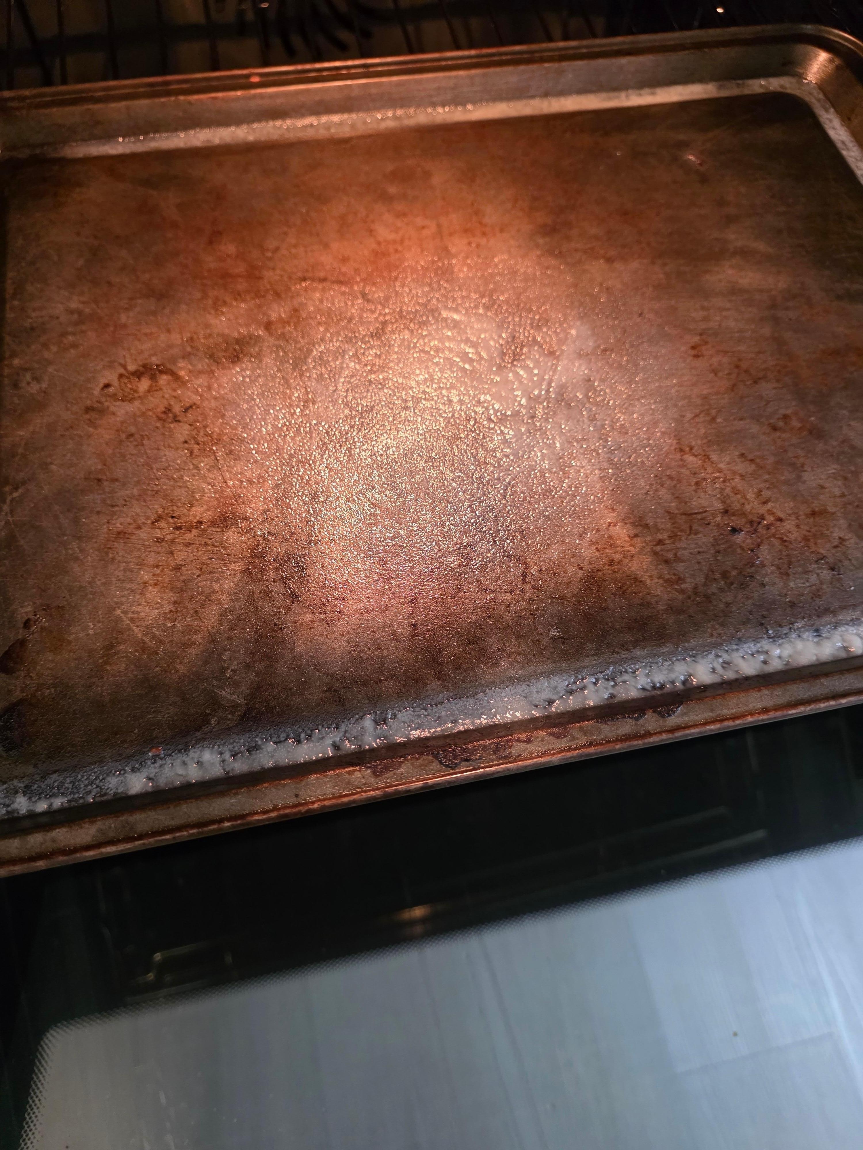 Dirty oven and pan