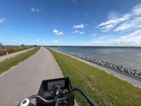 Rent bikes from the local yacht club (2.5 days for 2 bikes was €50)