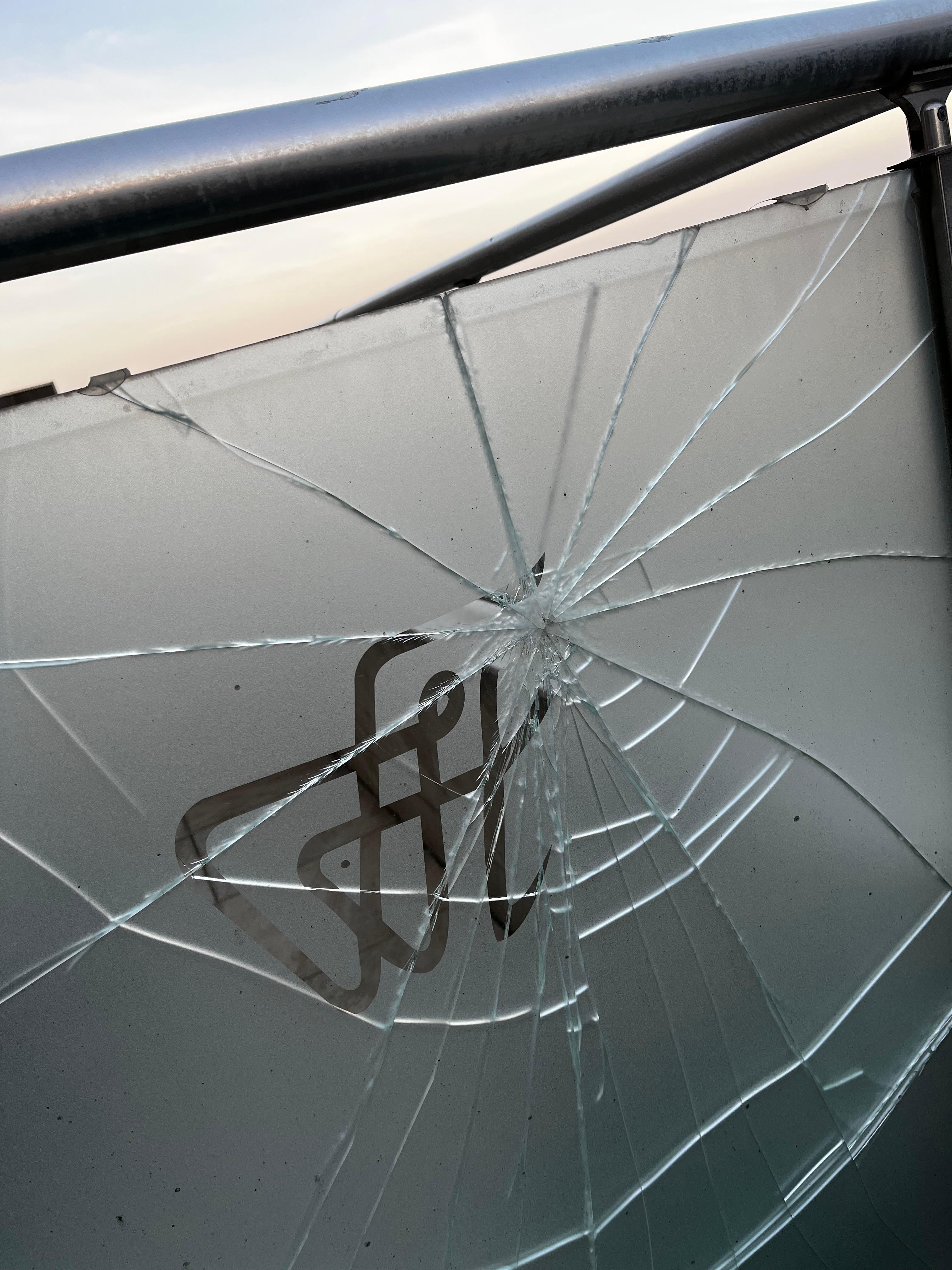 Kaputte Balkonabtrennung