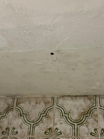Funghi che spuntano sul soffitto