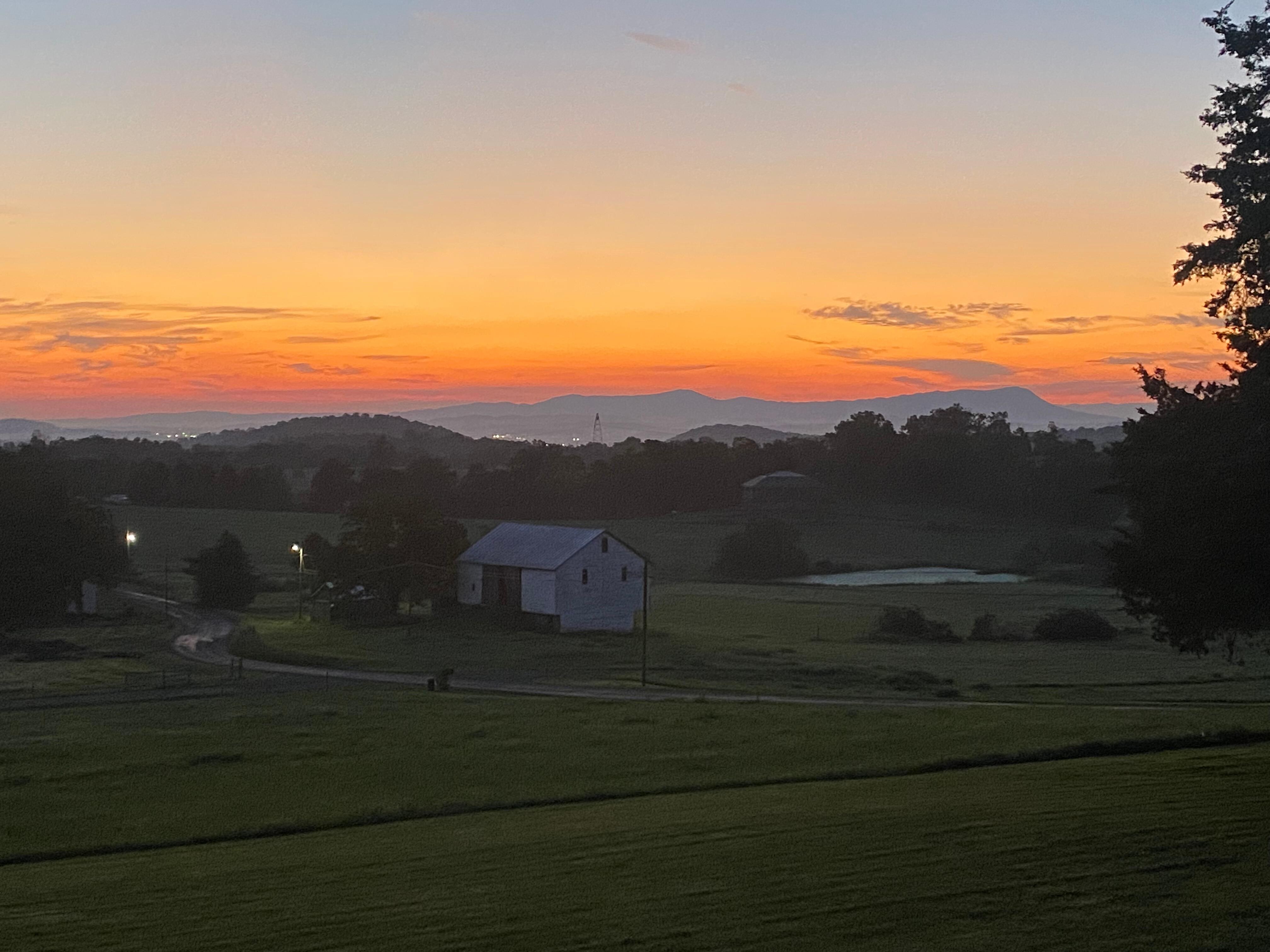 A beautiful sunset to enjoy!