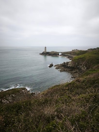 Sentier côtier du phare