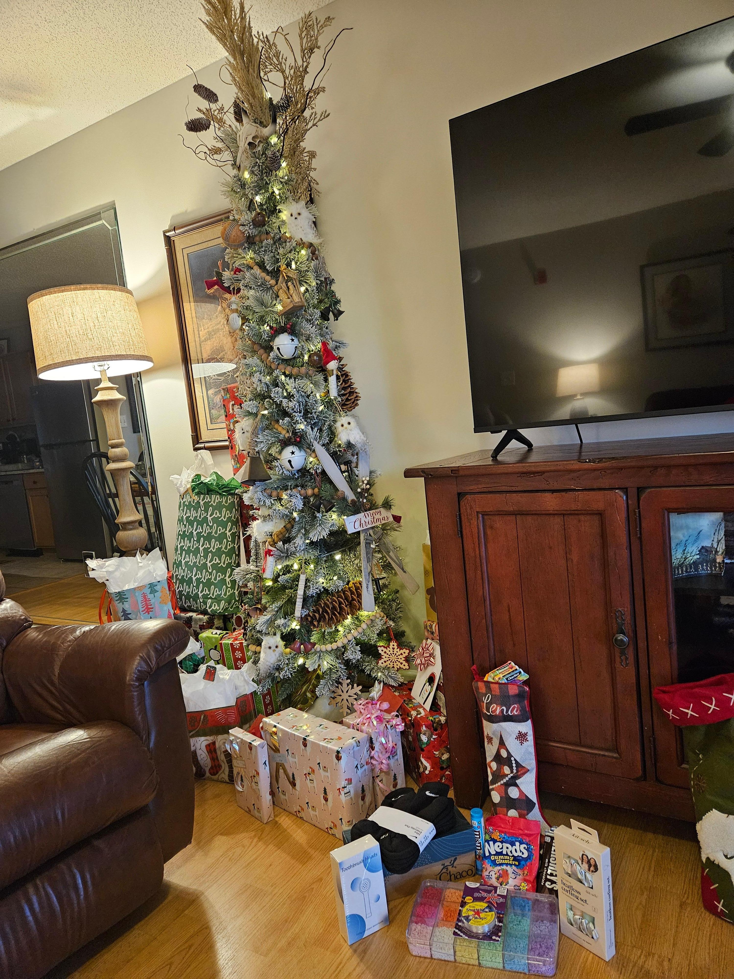 Christmas week was wonderful!  Condo was very cozy & comfortable for our family of 5.