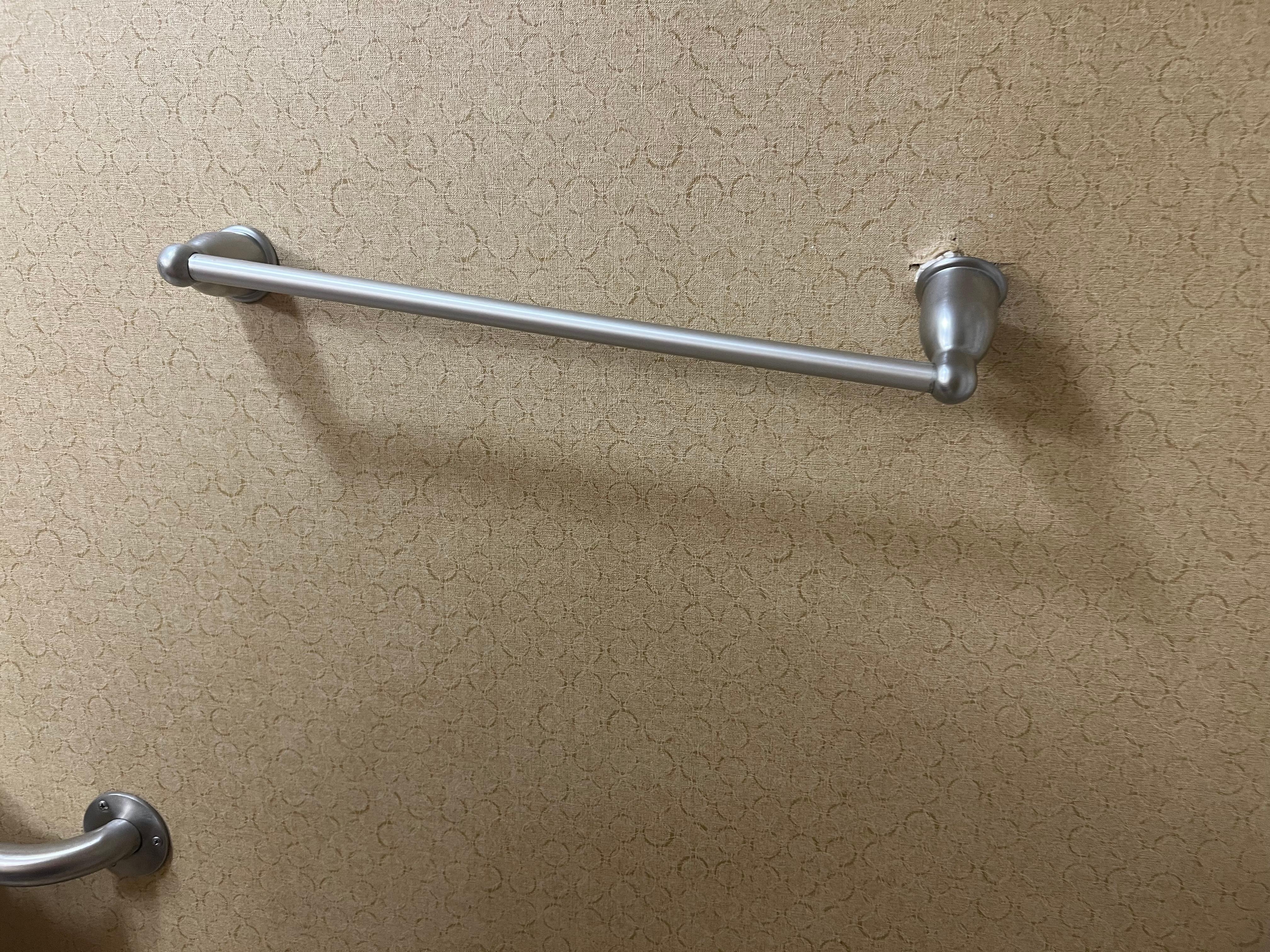 Towel rack hanging
