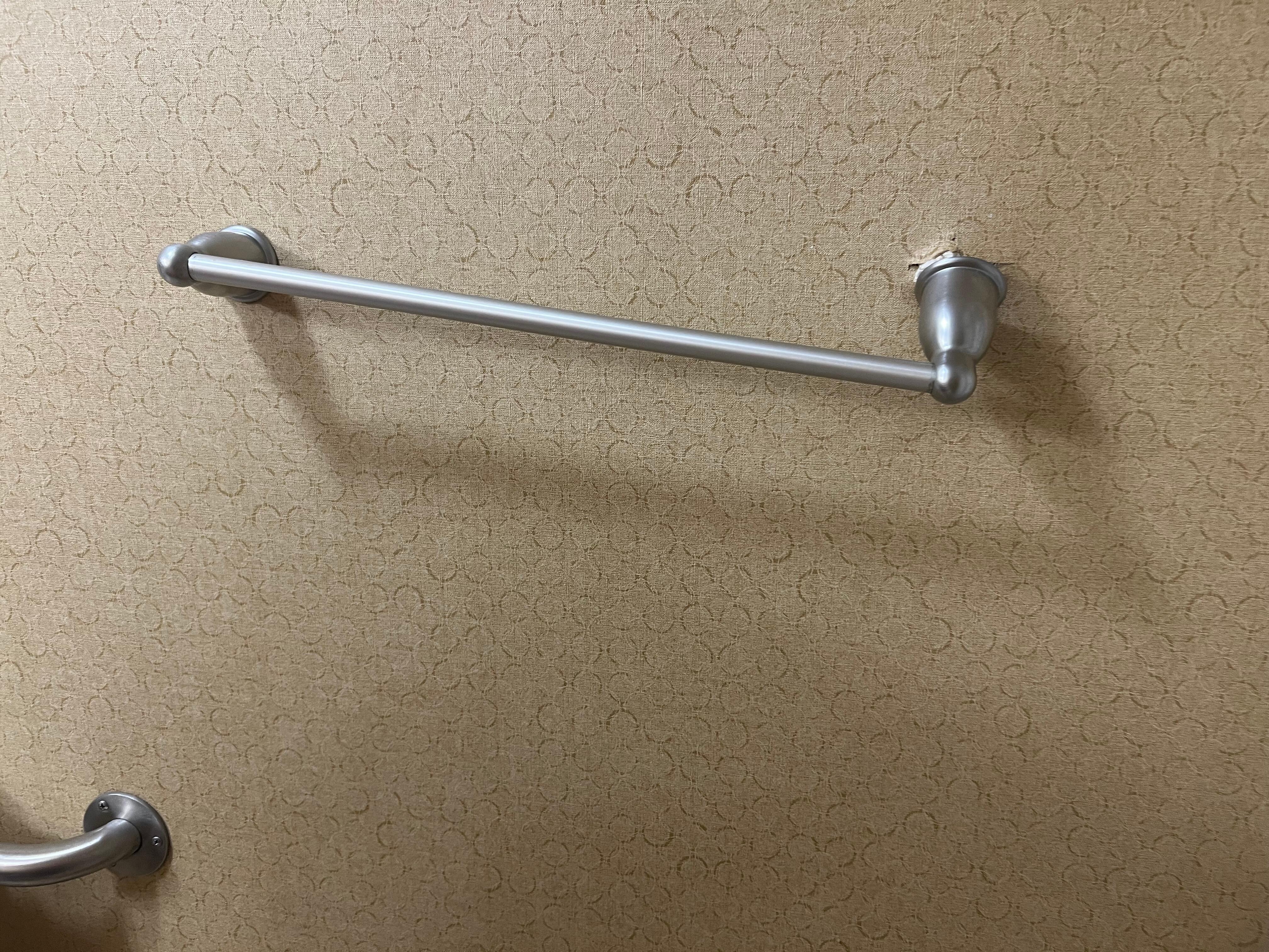 Towel rack hanging