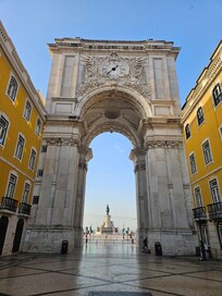 The Arco de Rua Augusto...within 50 feet from Pestana Hotel