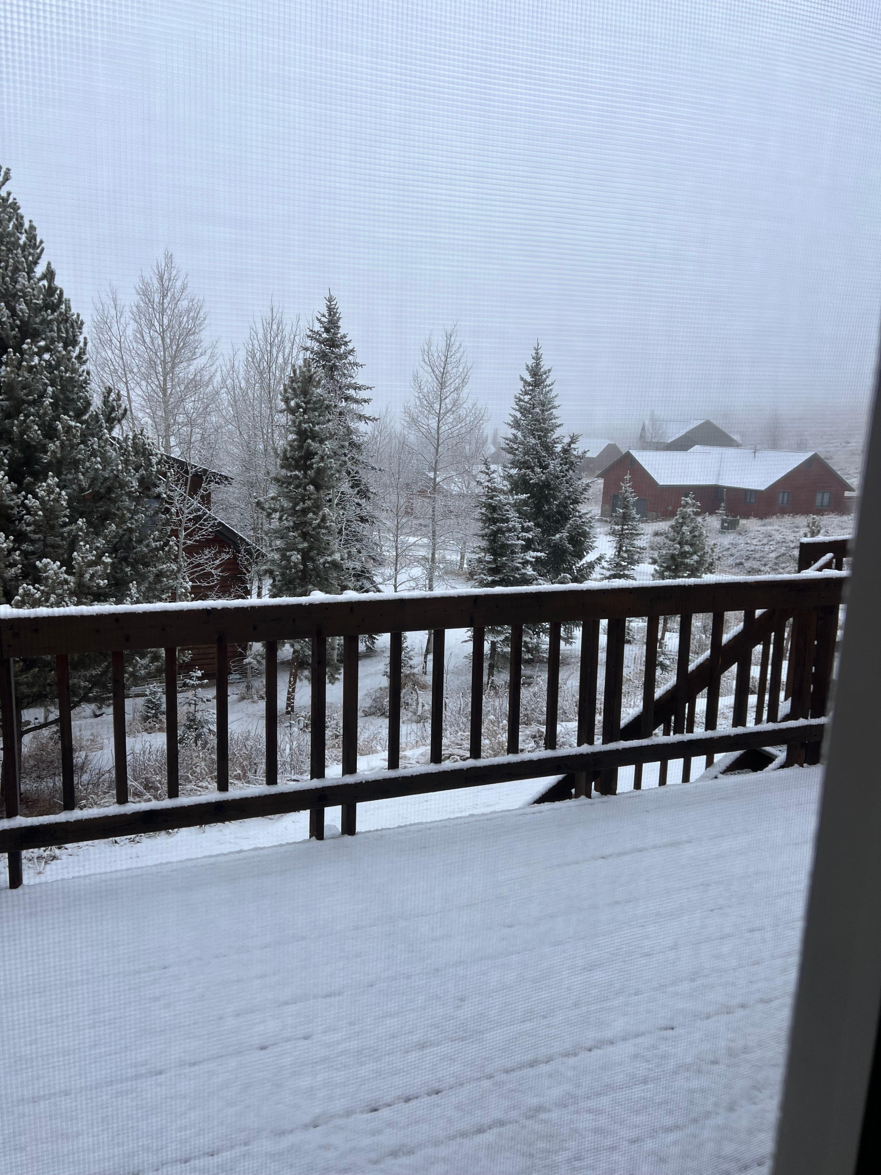 Light new snowy morning off the balcony 