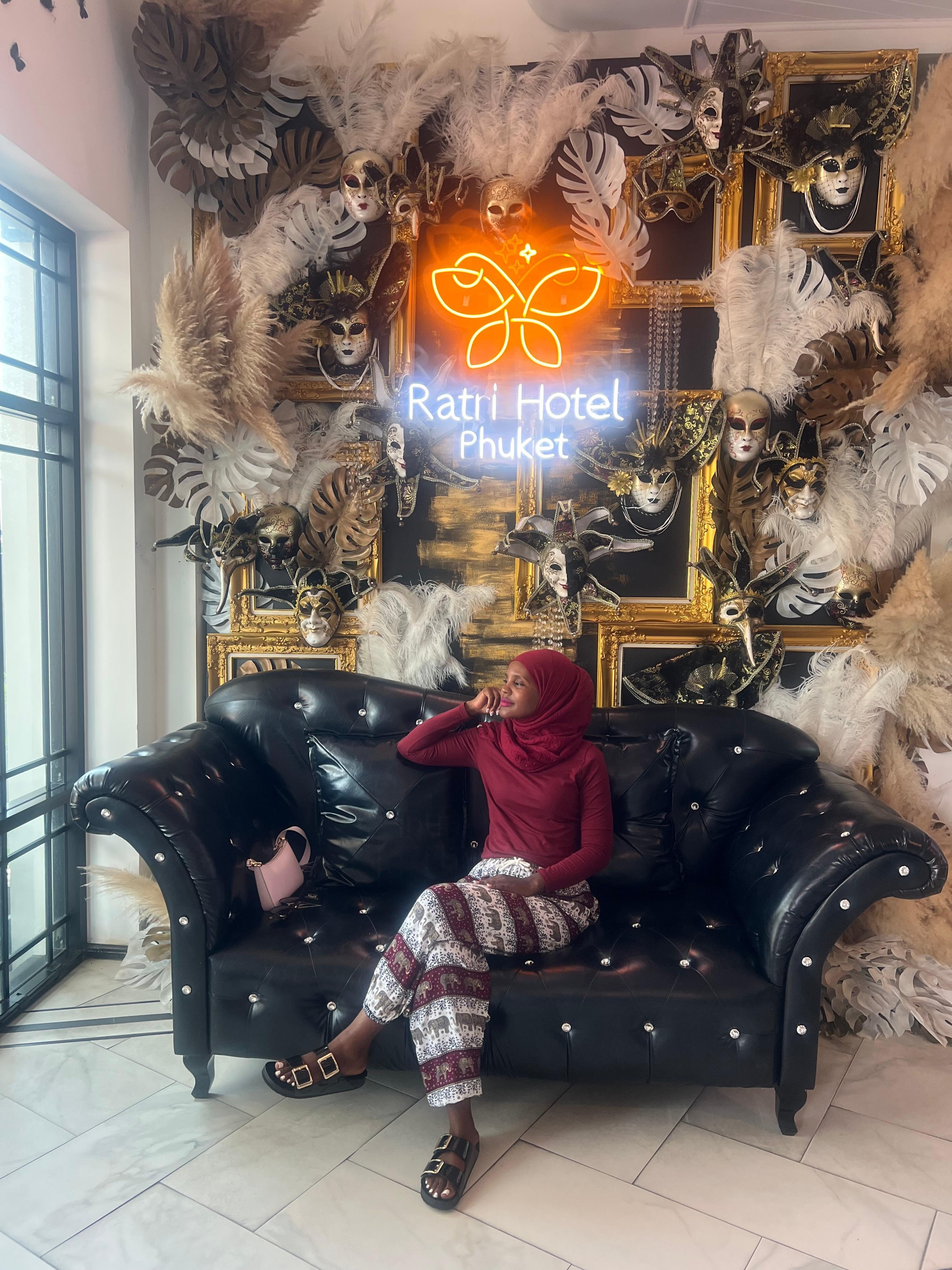 The lobby is beautiful, definitely photo friendly. 