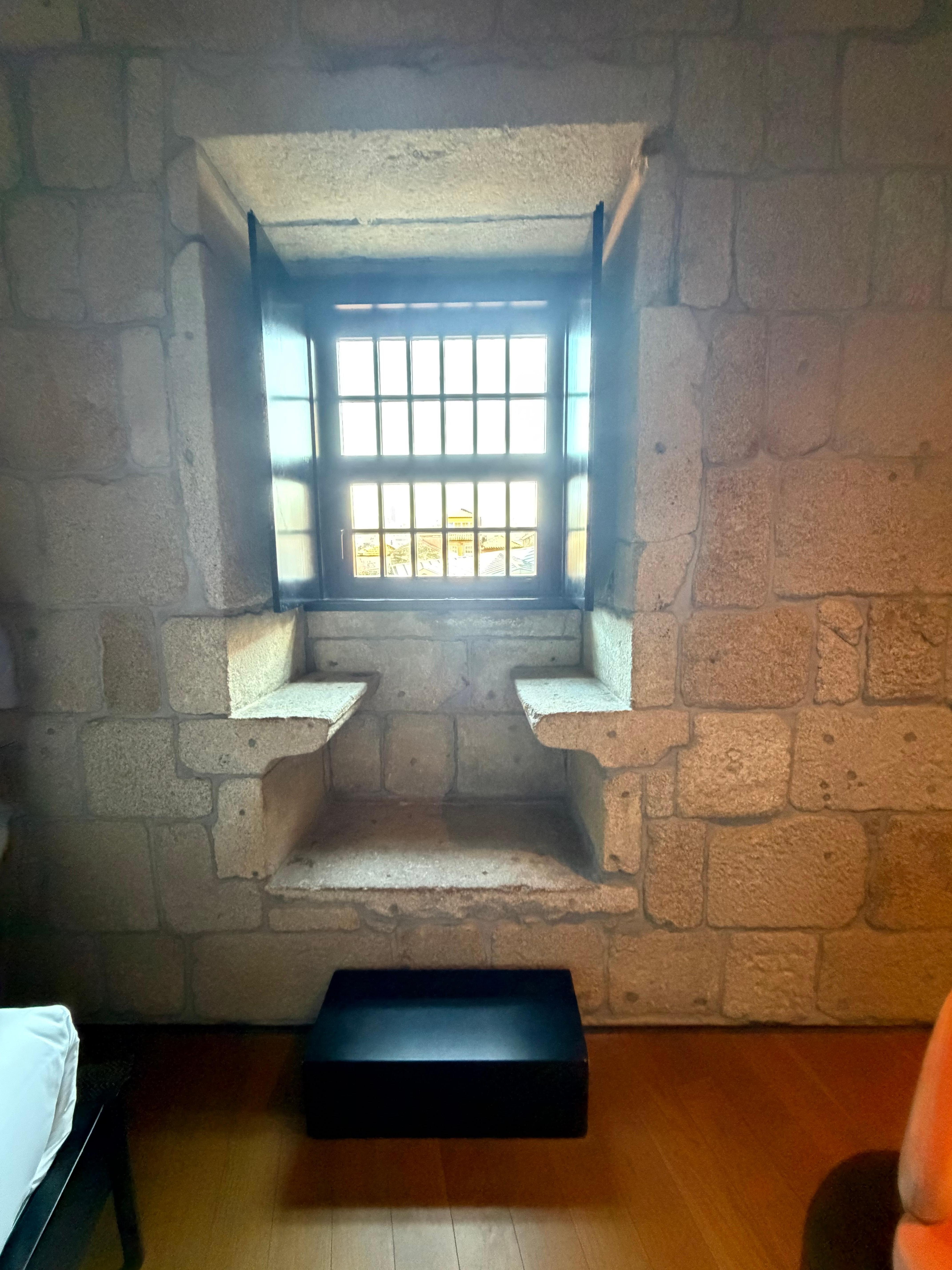 Very neat window seat