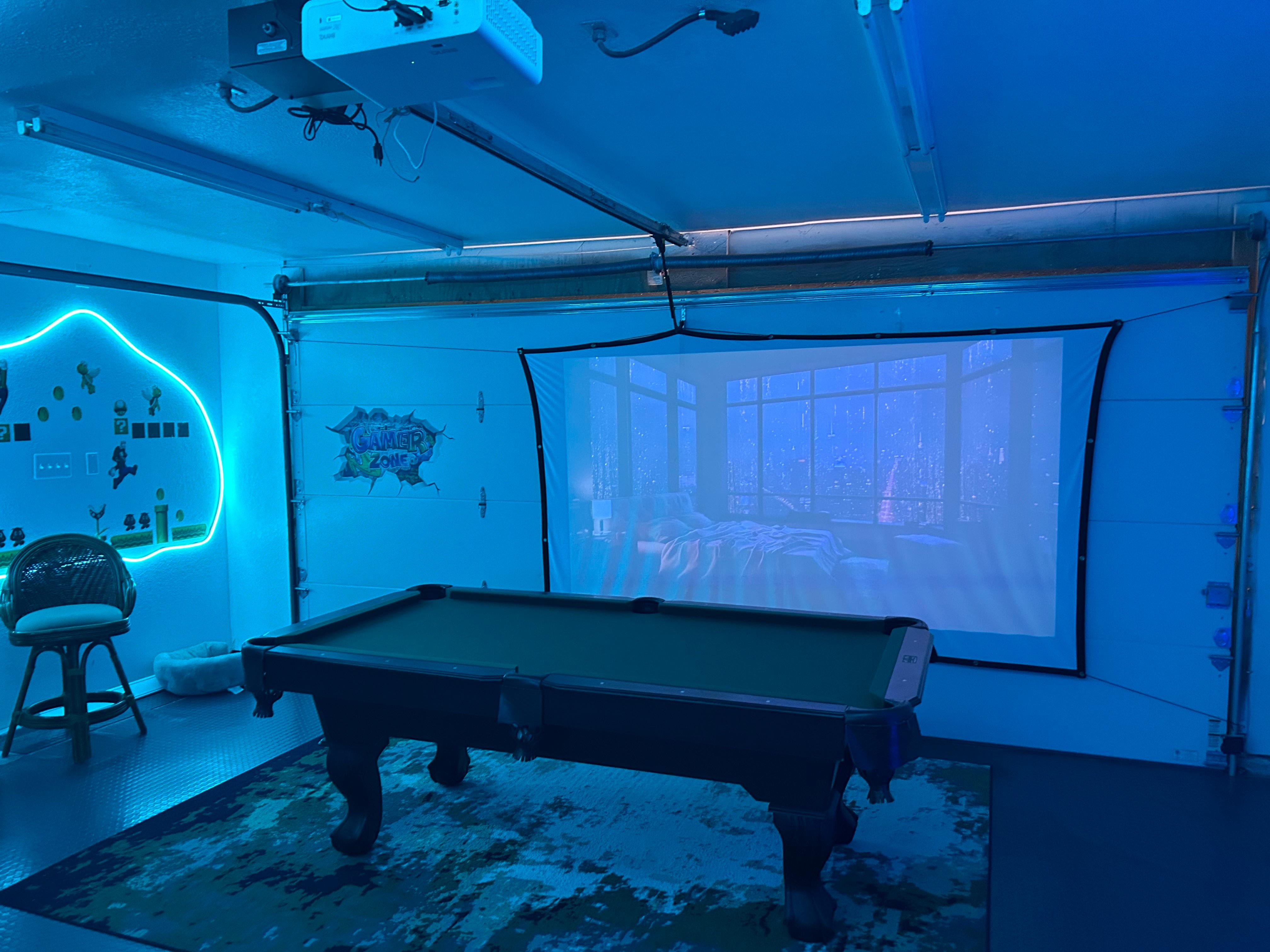 Great game room!