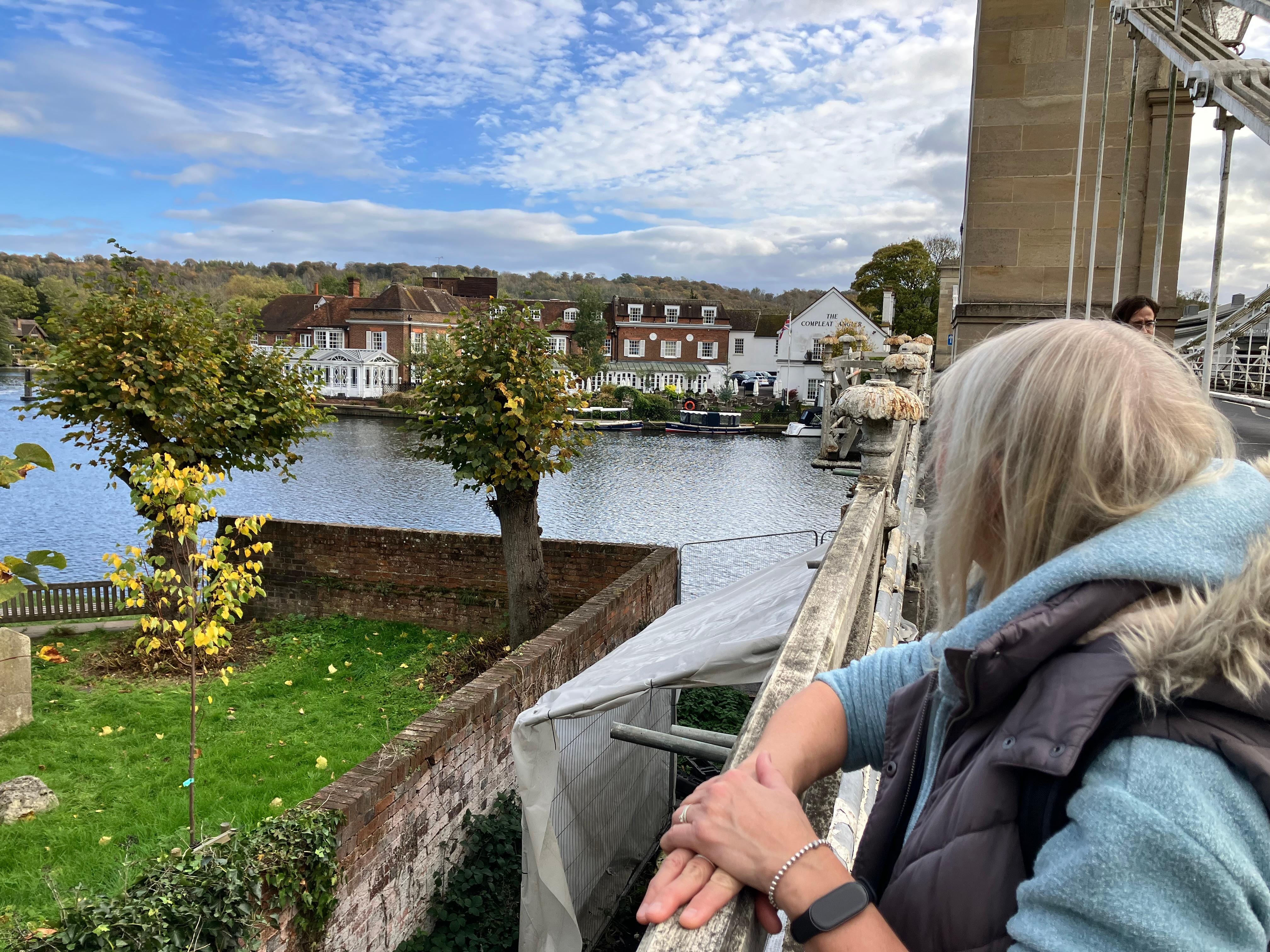 Picture looking across Marlow bridge at the hotel.