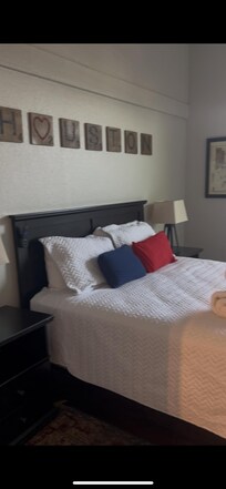Middle room upstairs