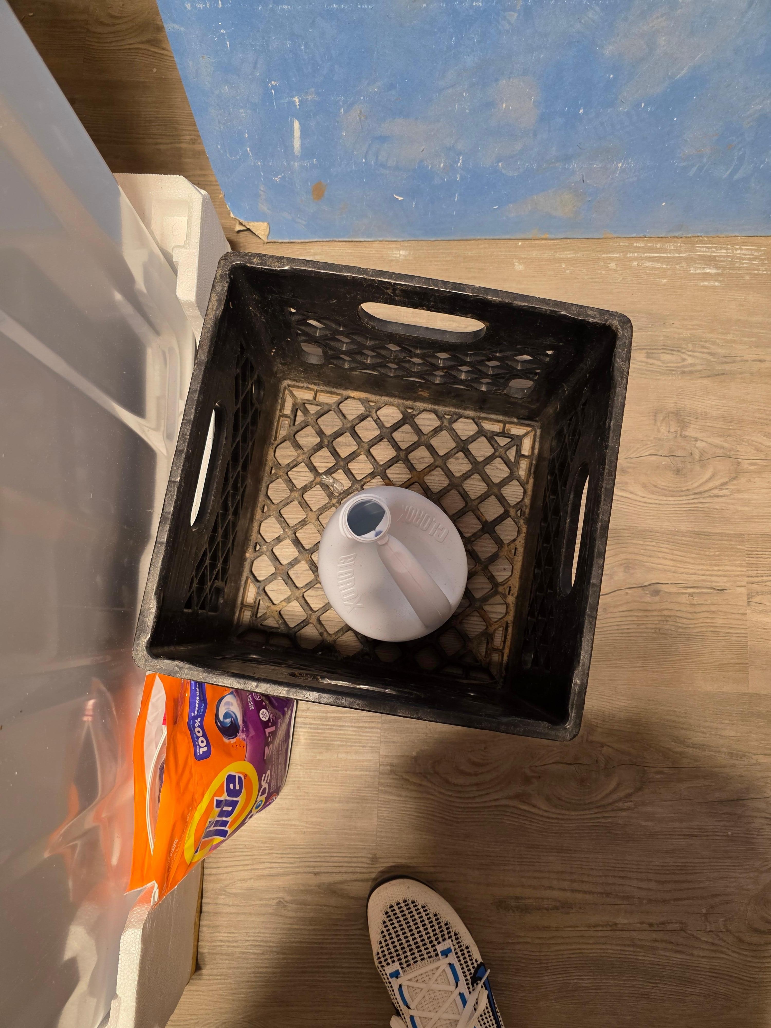 Open beach jug with beach in it