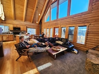 Million dollar views from these amazing windows!