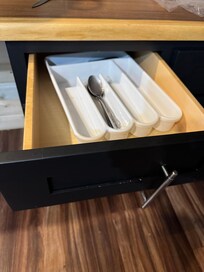 Available utensils.