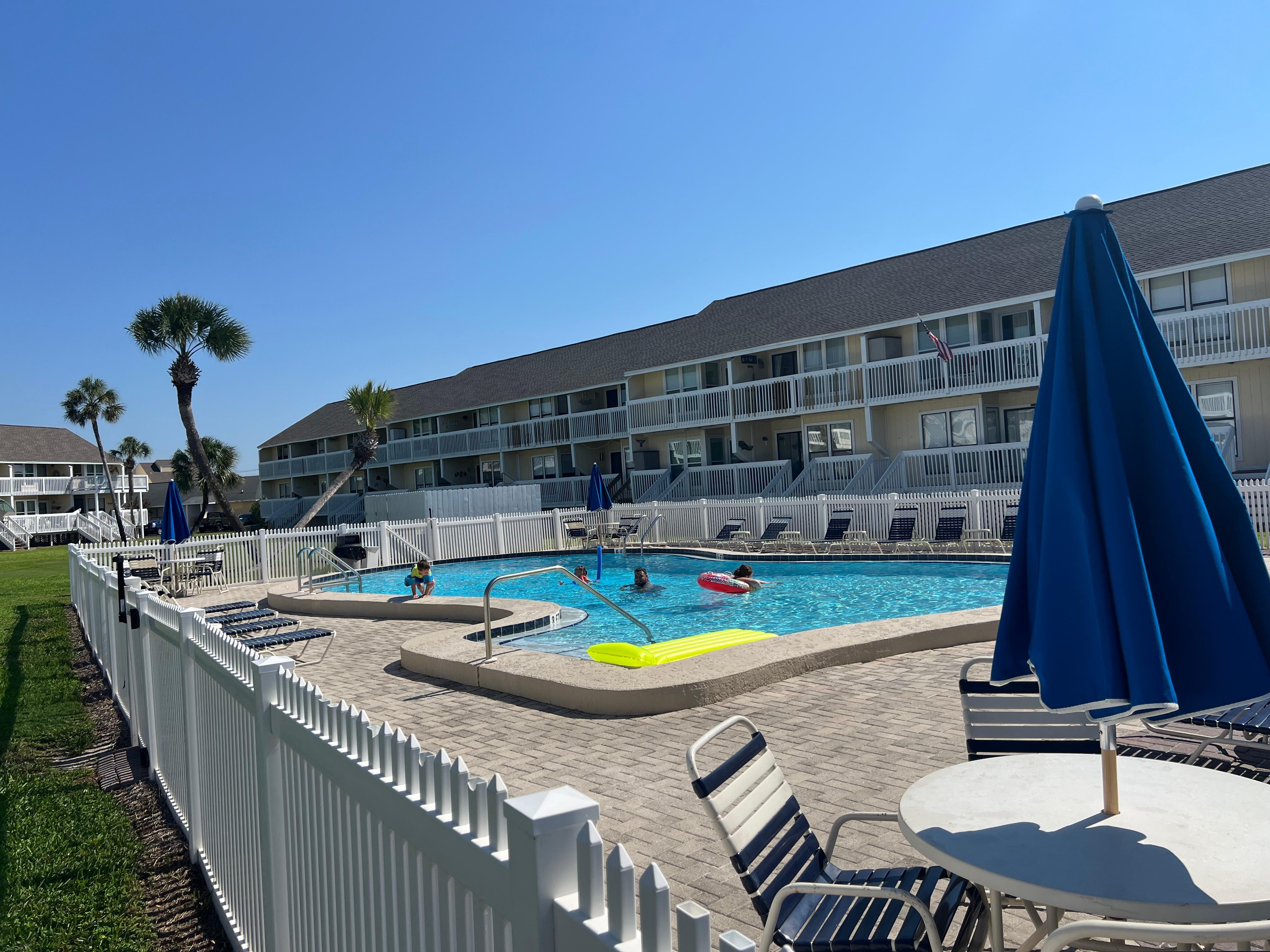 Sandpiper Cove pool