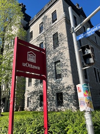 Very convenient location next to uOttawa.