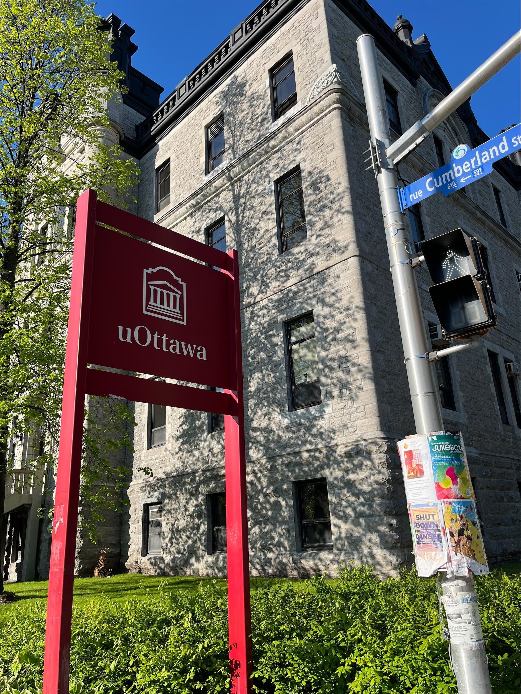 Very convenient location next to uOttawa.
