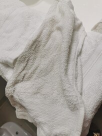 Towels are not clean