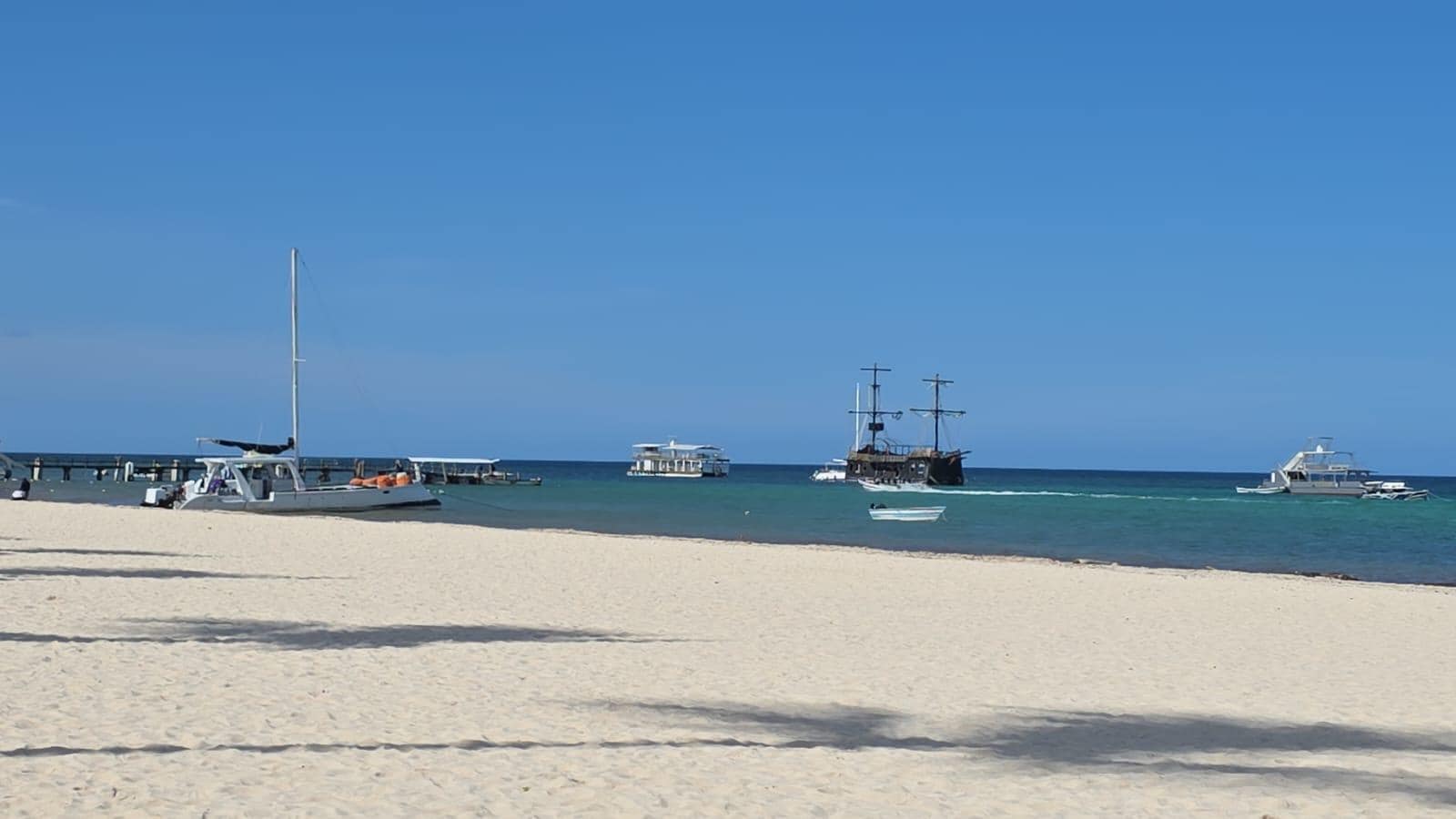 3 minutes walk from our flat.