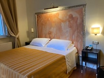 Gorgeous comfy large bed