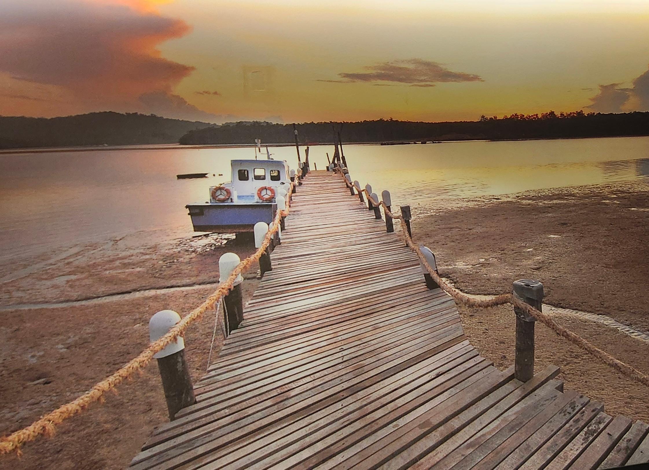 Welcome picture end of hall