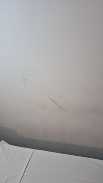 Chão sujo, parede suja