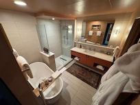 oh so great bathroom