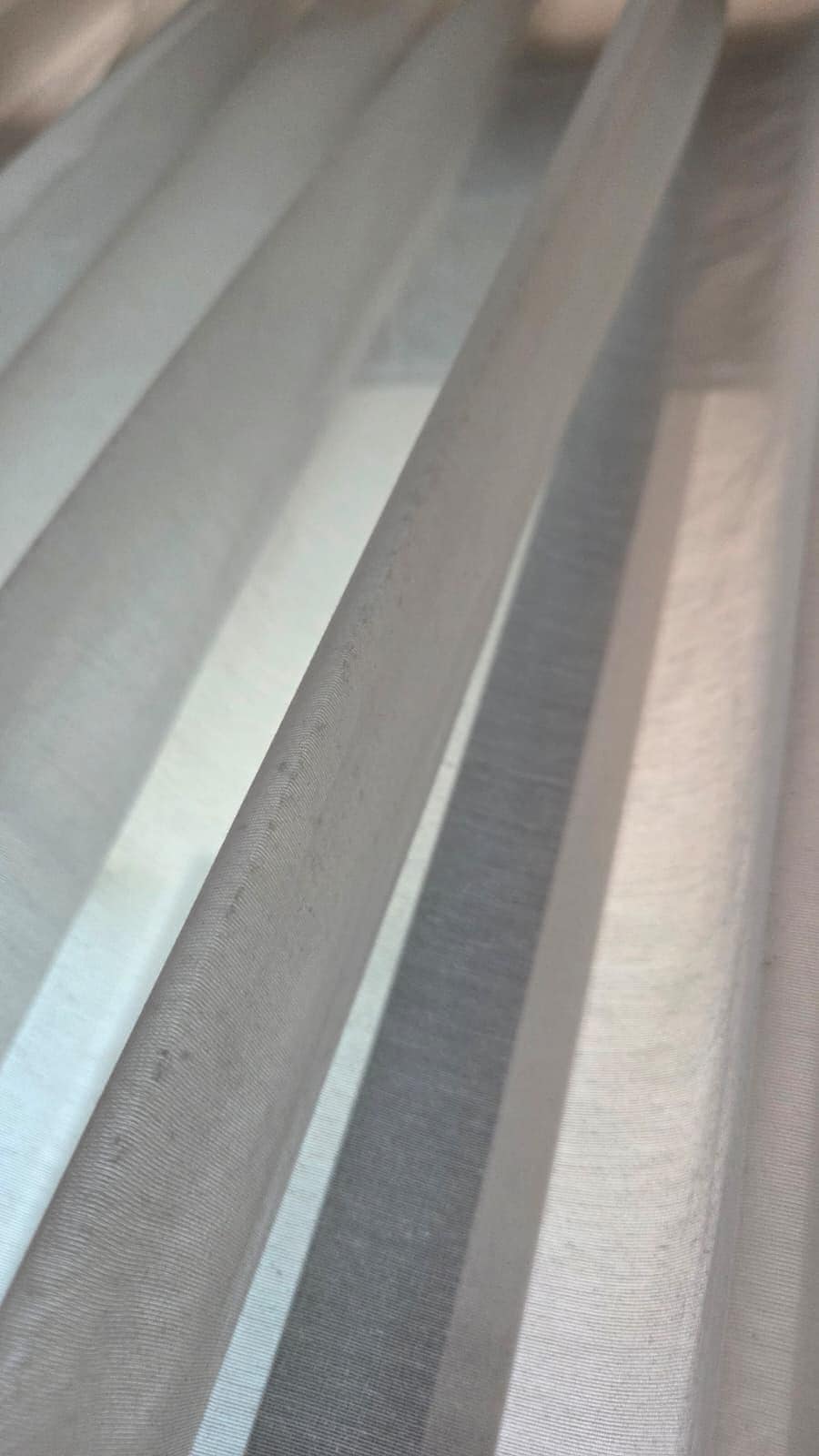 Stockflecken am Vorhang