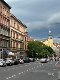Walkable into Prague